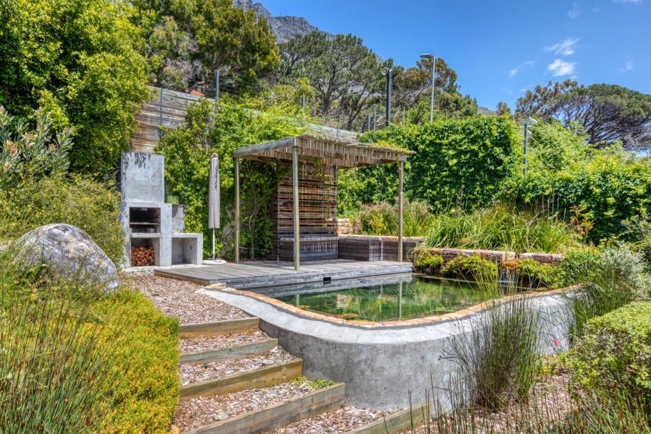 Solar-Powered Mountain Retreat With Natural Pool 케이프타운 외부 사진